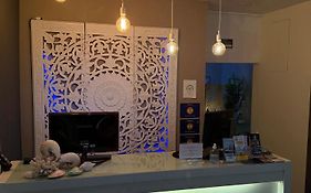 Aqua Ria Boutique Hotel